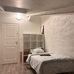 Homestay szállás Single-bed In Located In *